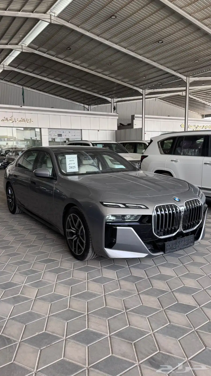 بس ام دبليو - BMW 735 M KIT - خليجي - 2025 1