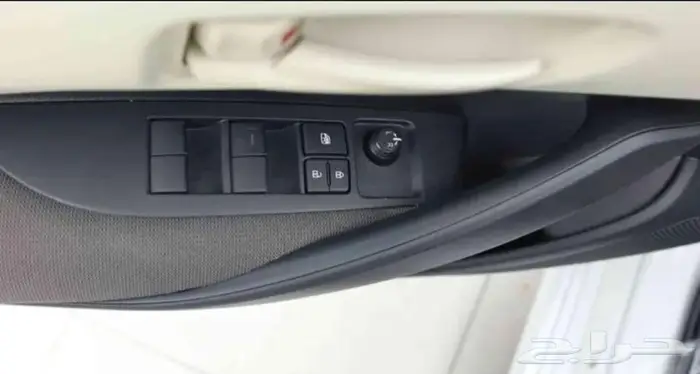 تويوتا كرولا مطوور XLl2.0 مطور بنزين 2025 10