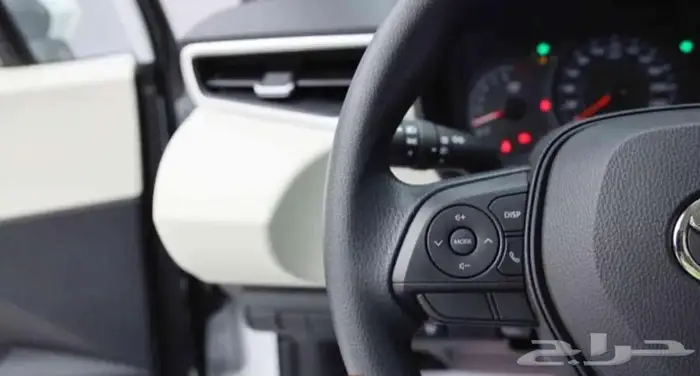 تويوتا كرولا مطوور XLl2.0 مطور بنزين 2025 14