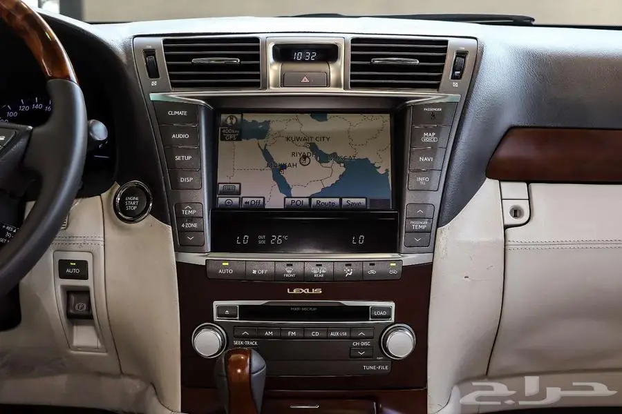 لكزس LS 460 موديل 2012 فل كامل 10