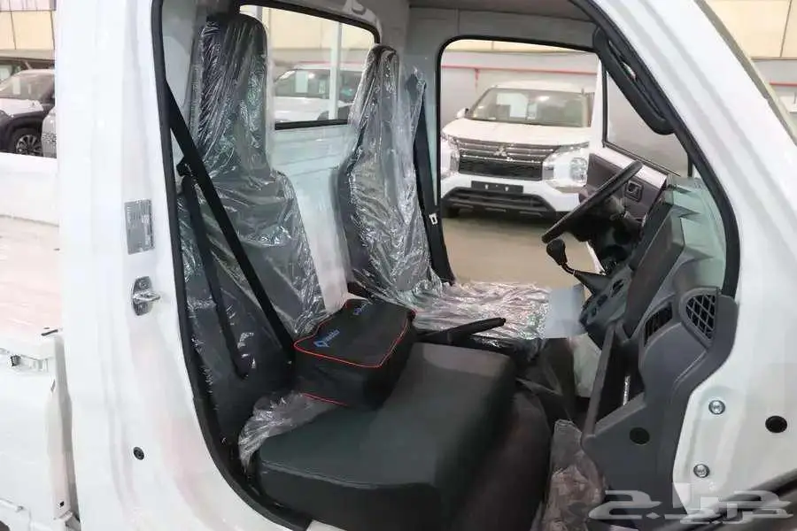 سزوكي كاري دباب 2025 8