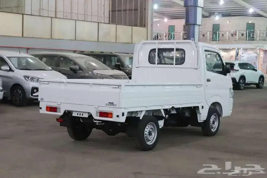 سزوكي كاري دباب 2025 3
