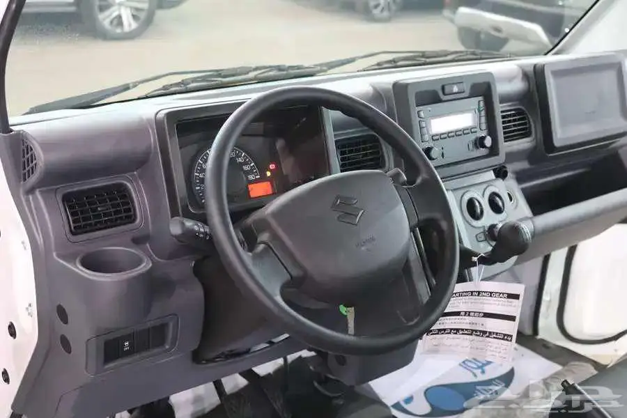 سزوكي كاري دباب 2025 12