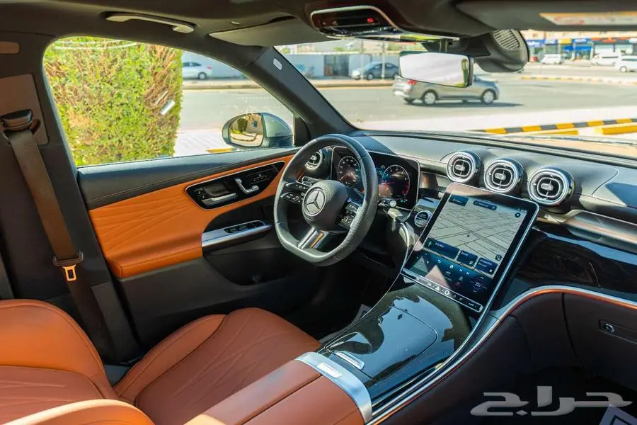 مرسيدس GLC 200 AMG KIT 2023 ذهبي خليجي 7