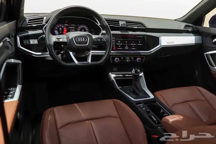 للبيع اودي Audi Q3 Black Edition موديل 2023 بحالة ممتازة 5