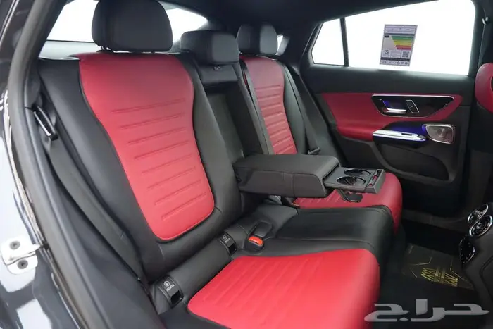 مرسيدس GLC 200 Coupe موديل 2025 أصفار خليجي رمادي غامق أحمر 19