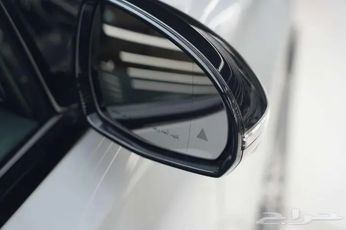 مرسيدس E 300 موديل 2025 أصفار خليجي رمادي ألبين بني تونكا 26