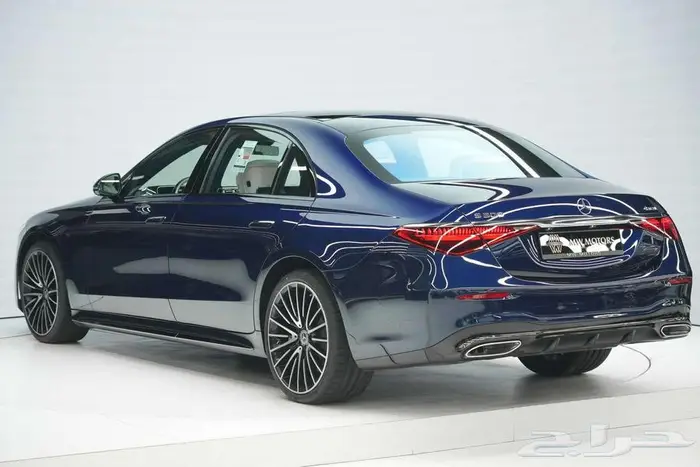 مرسيدس S 500 مانوفاكتور موديل 2025 أصفار خليجي أزرق أبيض 3