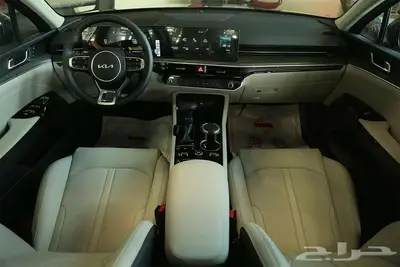 كيا K5 GLS 2025 ضوء جديد من مجموعة صالح للسيارات 14