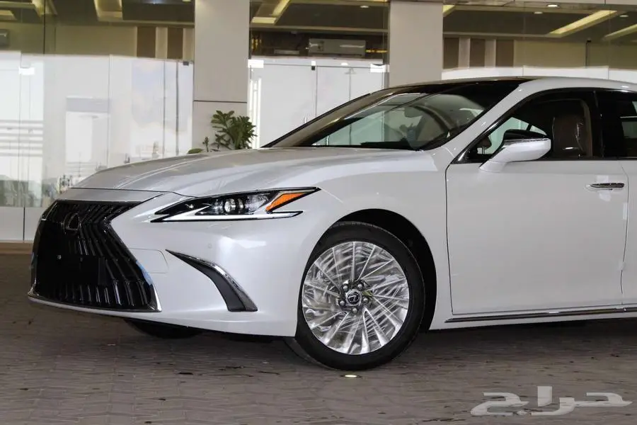لكزس - ES350 CC - بريمي - 2025 7