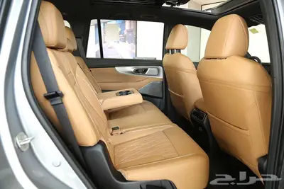 اكتشف التصميم المتقدم مع GS8 GT 2026 من مجموعة صالح للسيارات 19