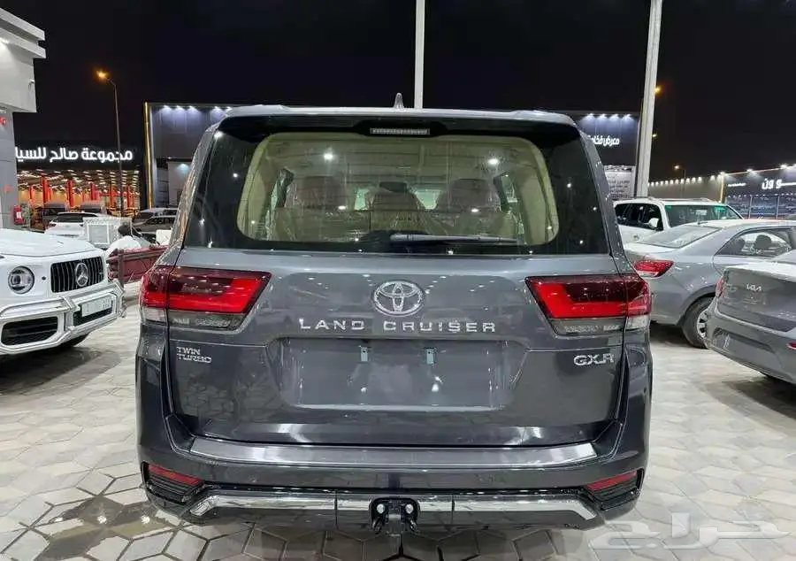 تويوتا لاندكروزر GXR4 ديزل 2025 سعودي 7