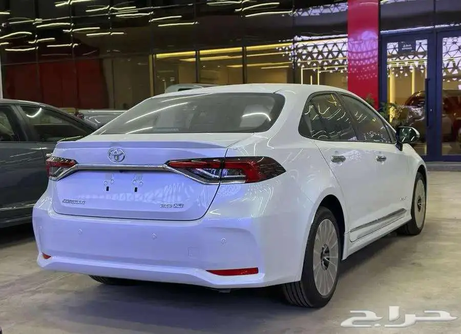 تويوتا كورولا XLI مكينه 2.0 نص فل فتحه موديل 2025 الاقل سعرآ 5