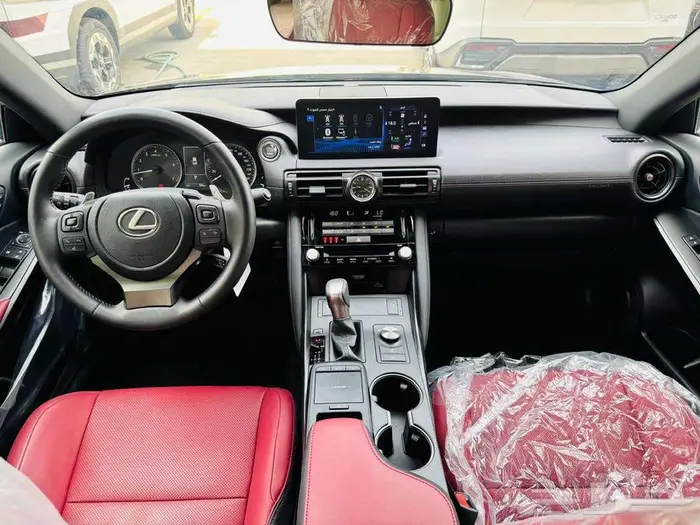 عرض خاص لكزس is350 cc 2024 بالنقد والتقسيط 7