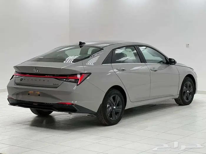 هونداي النترا بريميوم هايبرد 2023- 80500 عرض خاص 4