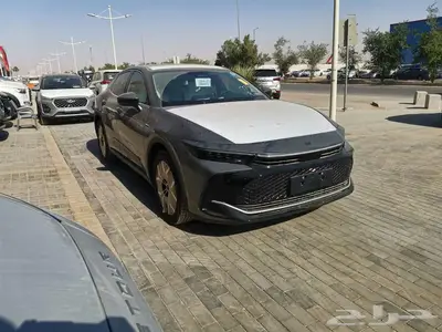 تويوتا كراون بريميوم هايبرد 2.5 موديل 2025 سعودي 2