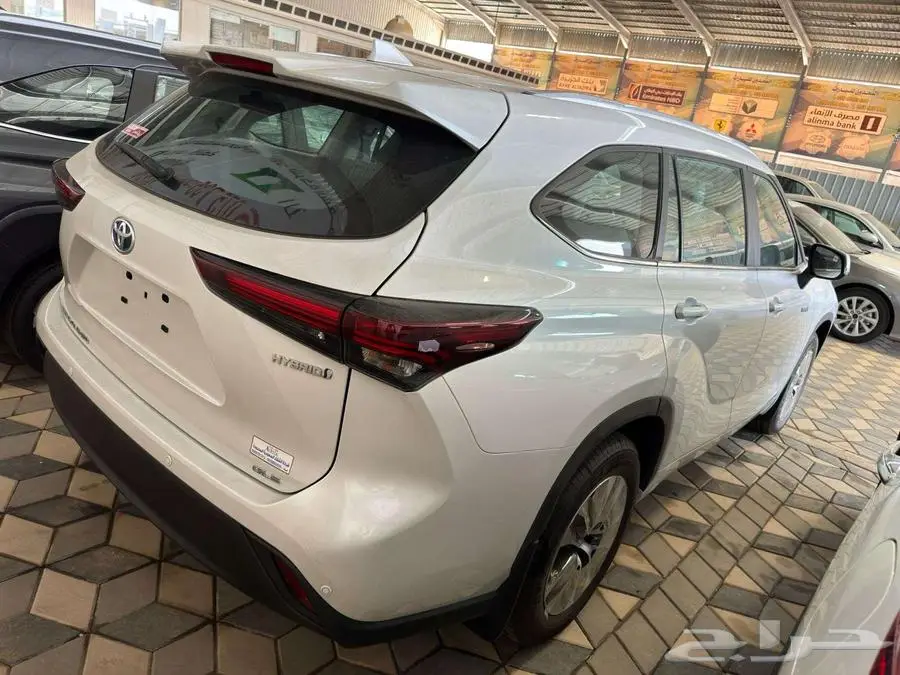 هايلاندر GLE 13