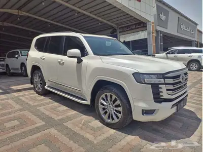 تويوتا لاندكروزر GXR L5 2023 العداد 66 الف كم 1