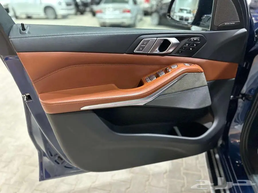 بي ام دبليوX7 9