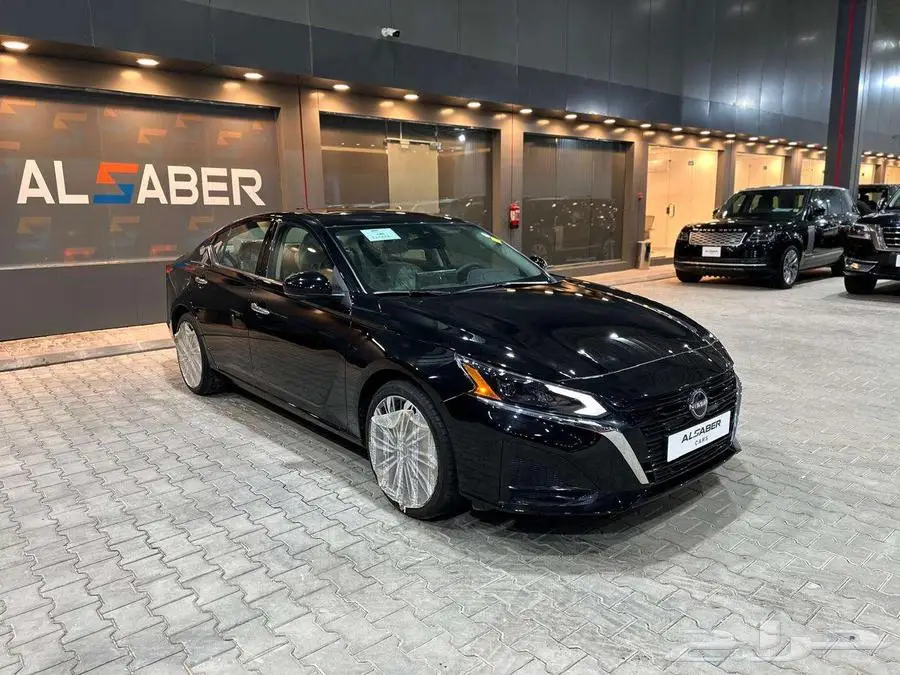 نيسان التيما SV 1