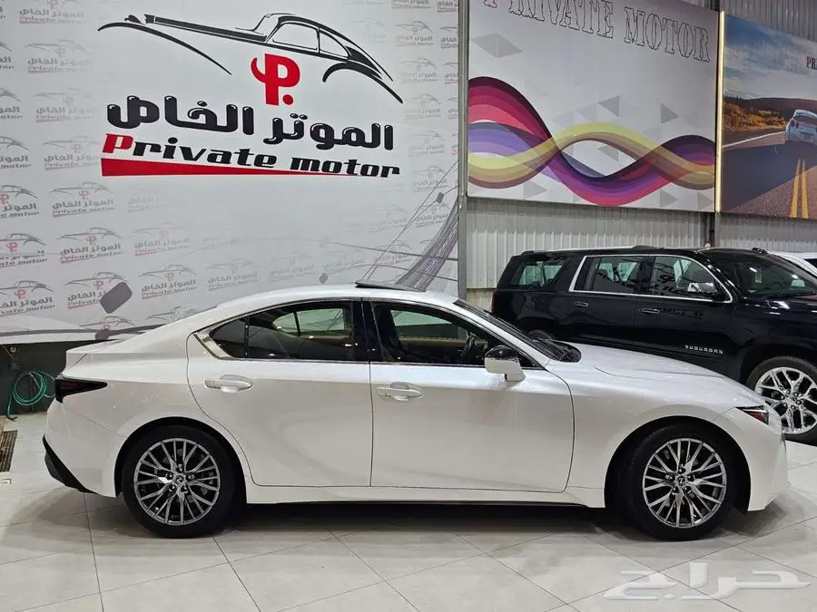 لكزس is 350 ارنوب 2023 10