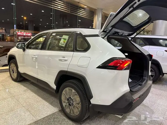 تويوتا راف فور اكس ال اي بنزين 2025 ( متوفر الوان ) 3