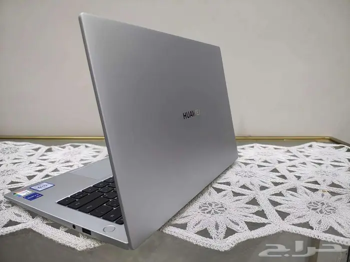لابتوب لاب توب هواوي معالج i7 رامات 16 1