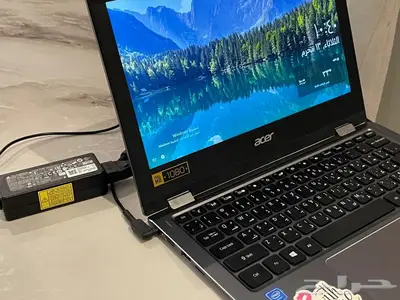 لاب توب acer شبه جديد 8