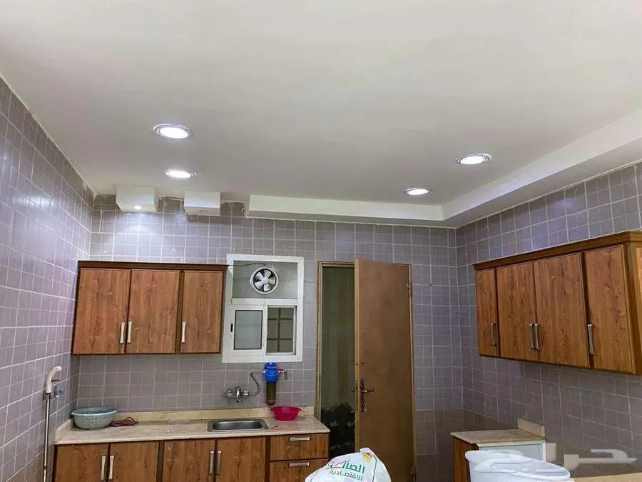 شقة عزاب للمهندسين4غرف حي الملز4500شهري شامل كهرب وتكييف 10