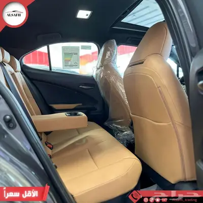 لكزس UX 300 AH موديل 2024 الاقل سعرأ 5