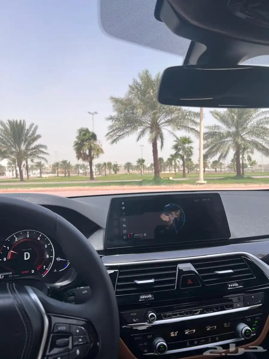 بي ام 11