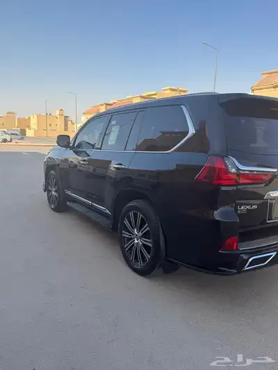 لكزس LX570 2020 3