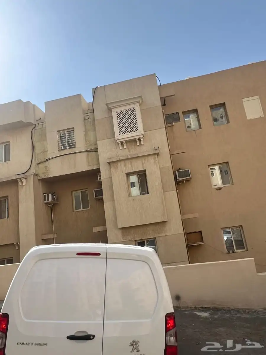 سيارة بيجو بارتنر 0