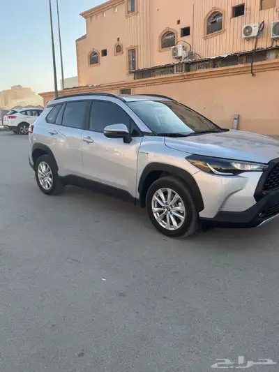 تويوتا كورلا كروس هايبرد 2023 1
