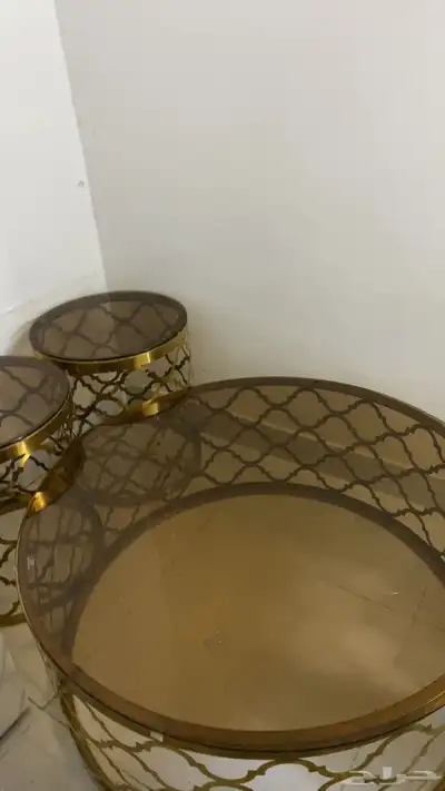 طاولات ثلاثه جديده استعمال مره سبب البيع نقل توصيل الحويه 0