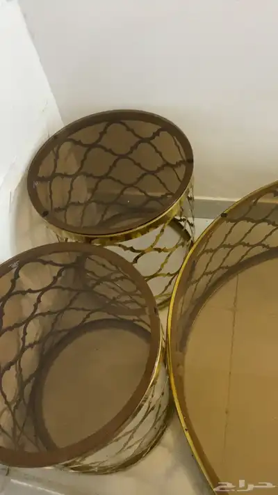 طاولات ثلاثه جديده استعمال مره سبب البيع نقل توصيل الحويه 1