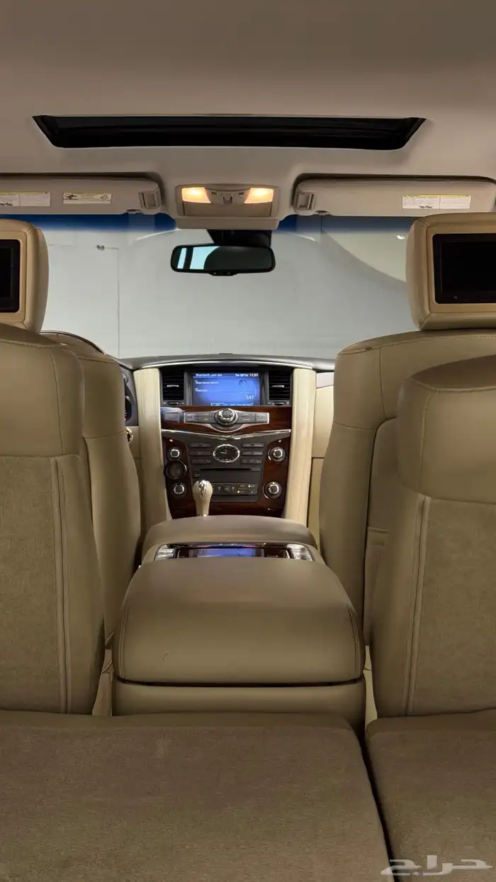 للبيع انفينتي QX80 2016 23
