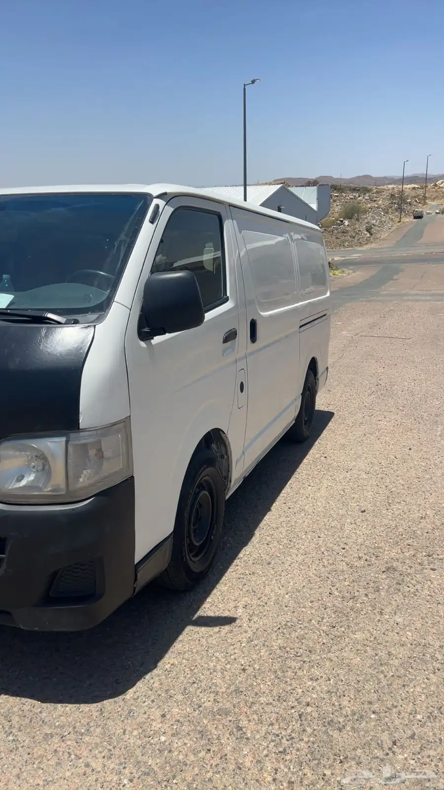 Toyota Hiace Bus 4