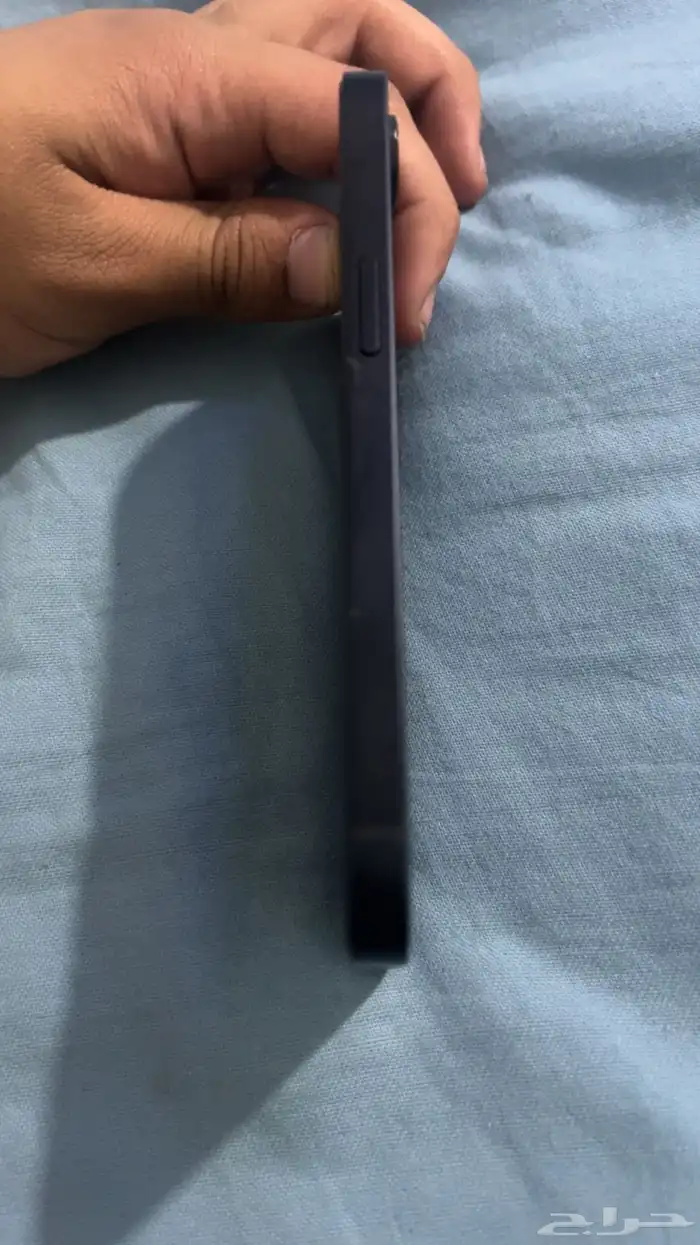ايفون16e 1