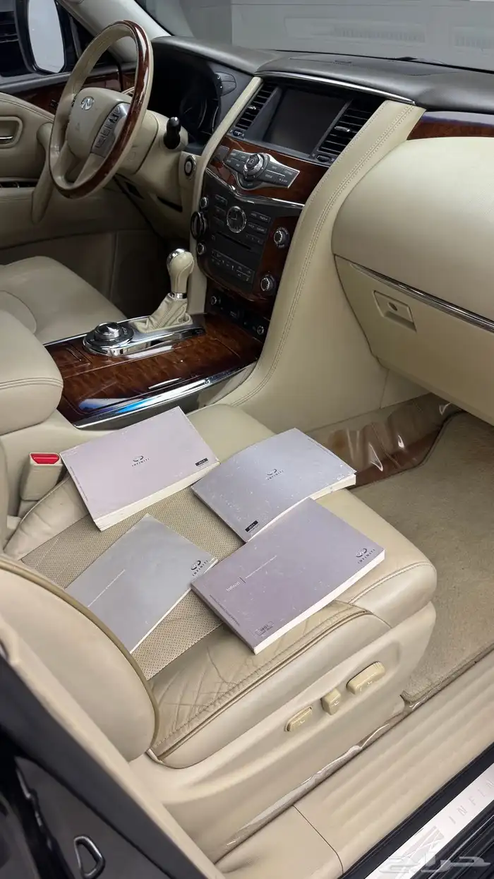 للبيع انفينتي QX80 2016 18