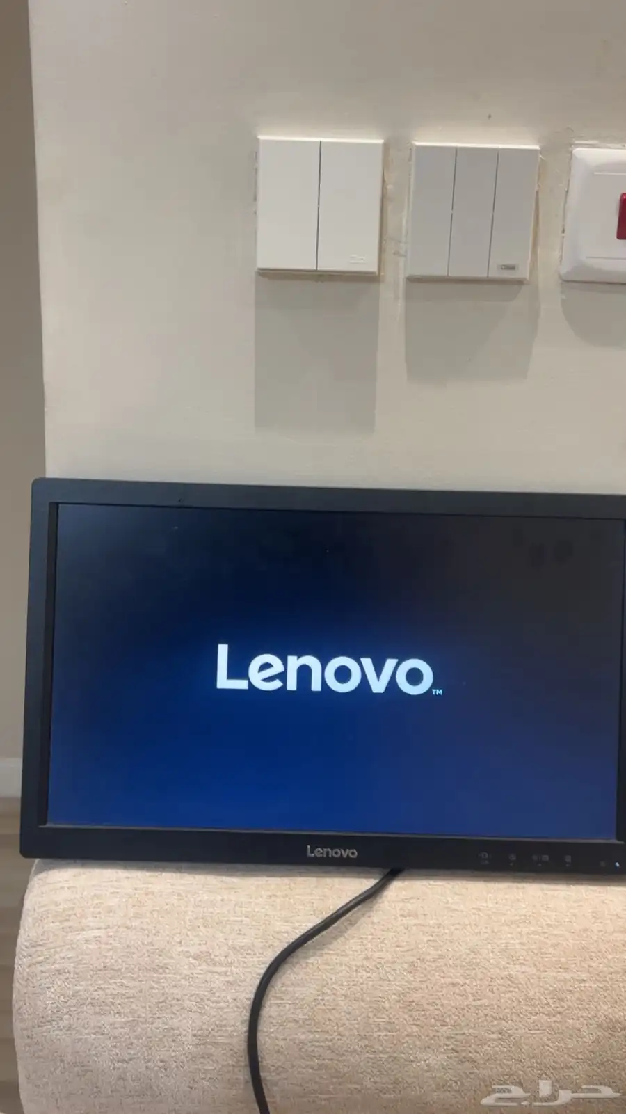شاشه Lenovo للبيع 0