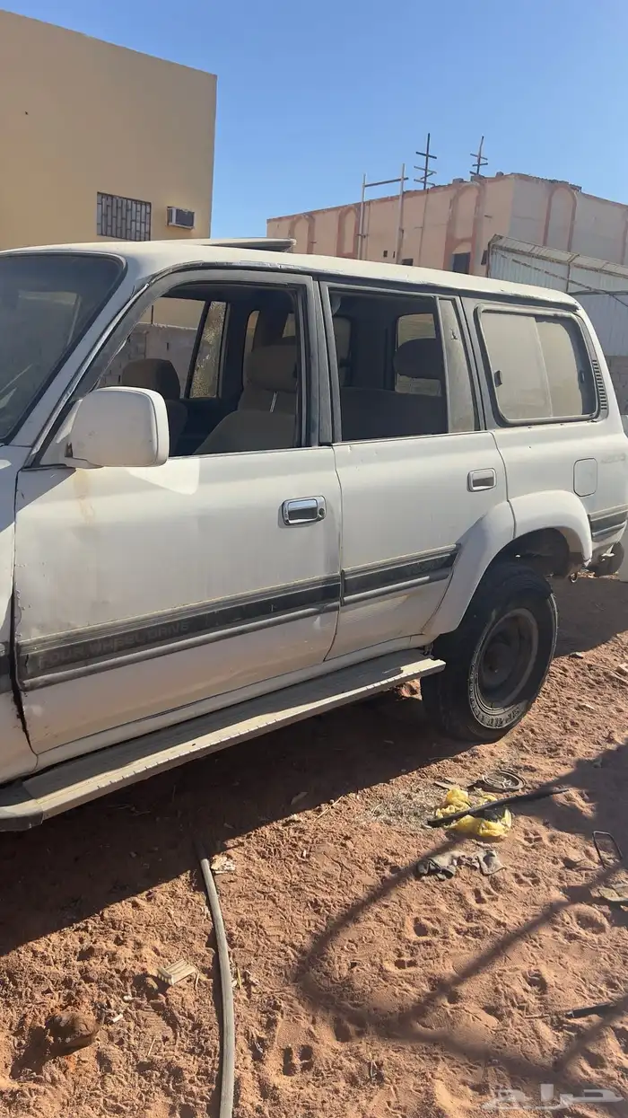 قطع جيب صالون من 97 وتحت بودي وداخليه وظفيره 36