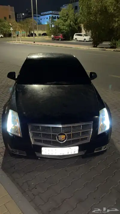 كاديلاك للبيع او للبدل المناسب 0