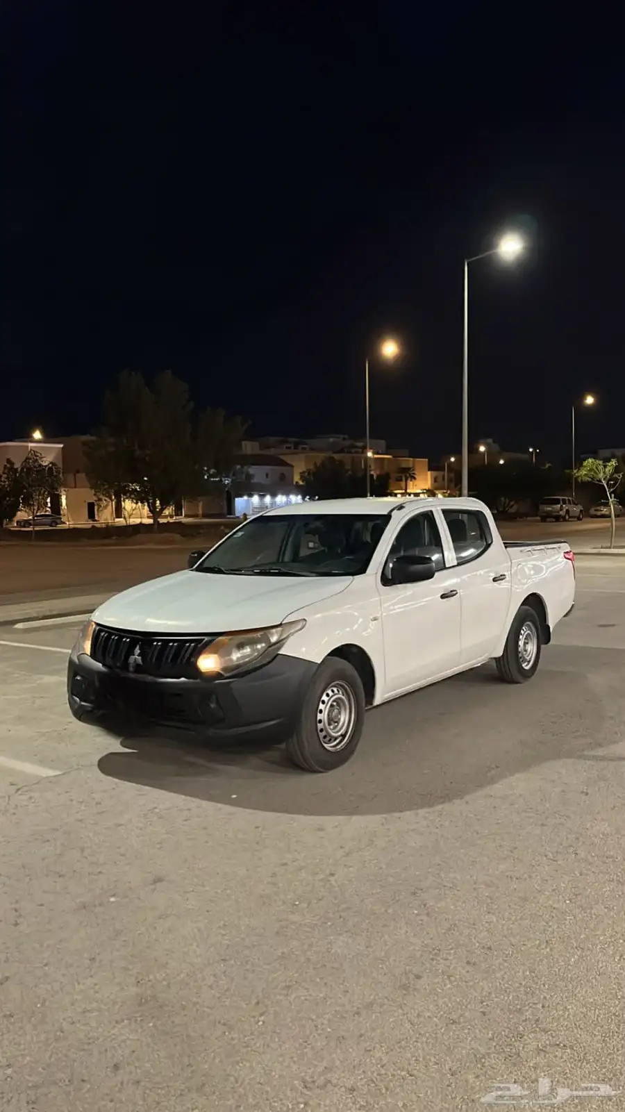 مستبيشي L200 2015 1
