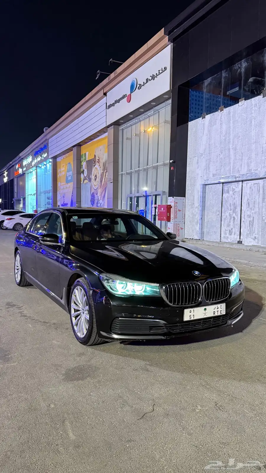 BMW2018 740 5