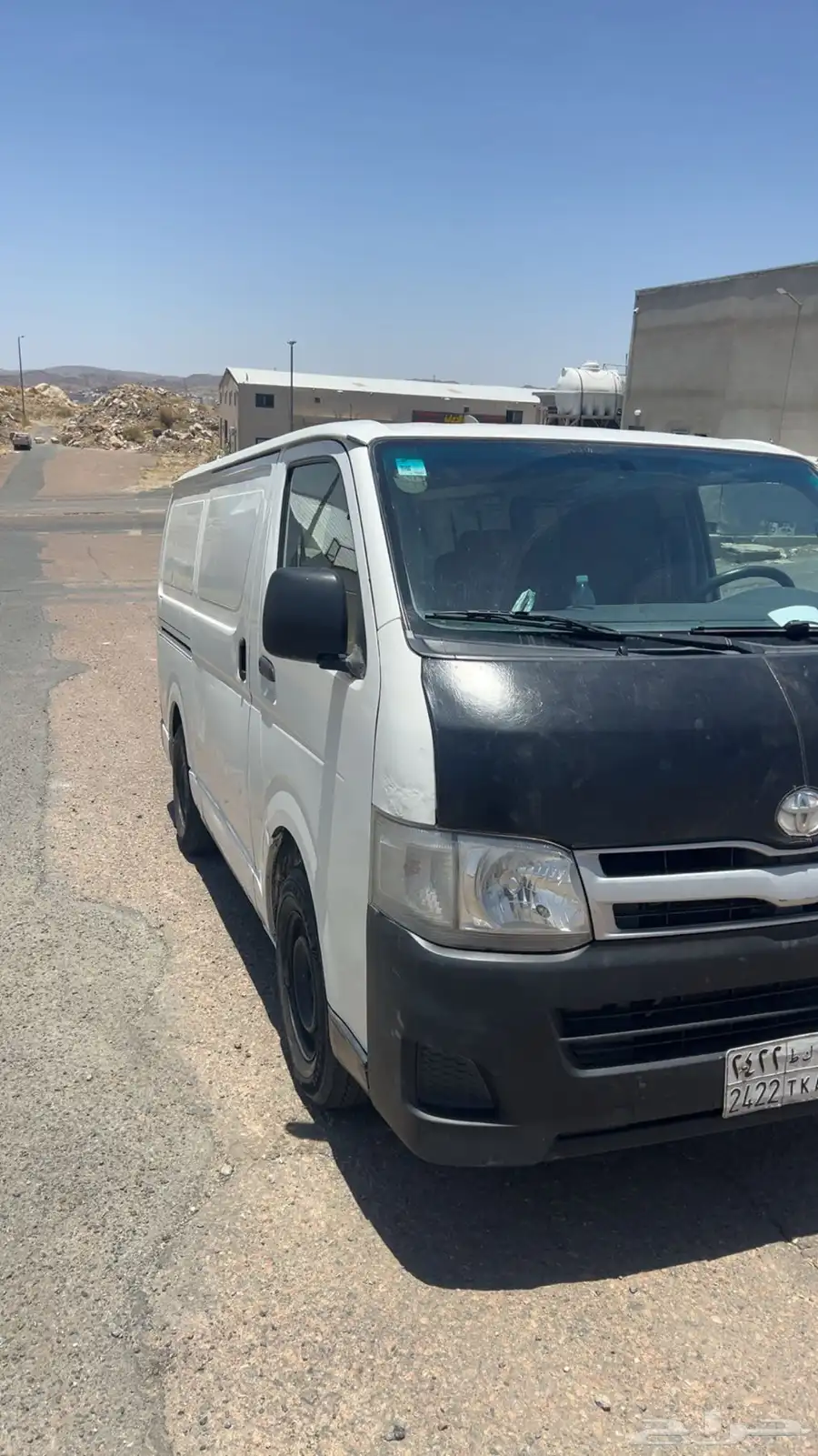 Toyota Hiace Bus 7