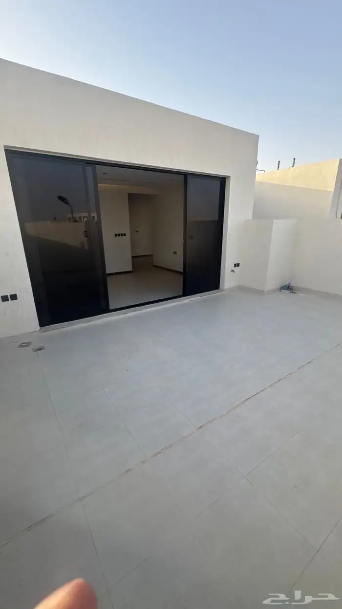 فيلا جديدة للبيع 30