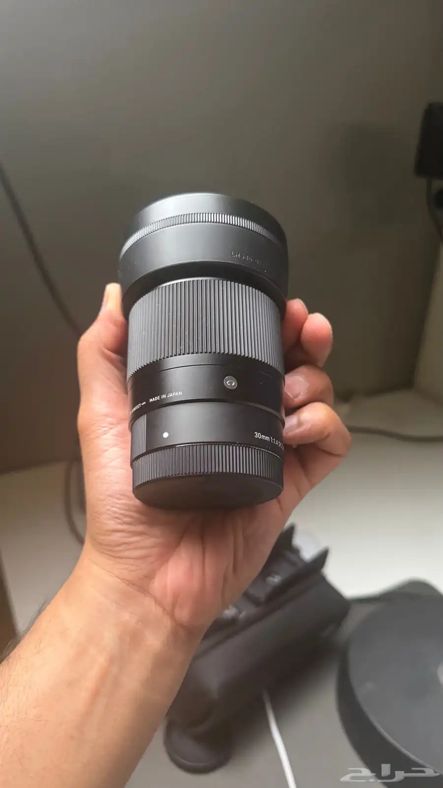 ميكسر goxlr ومايك وعدسة سيقما 30 sigma فتحه 1.4 0