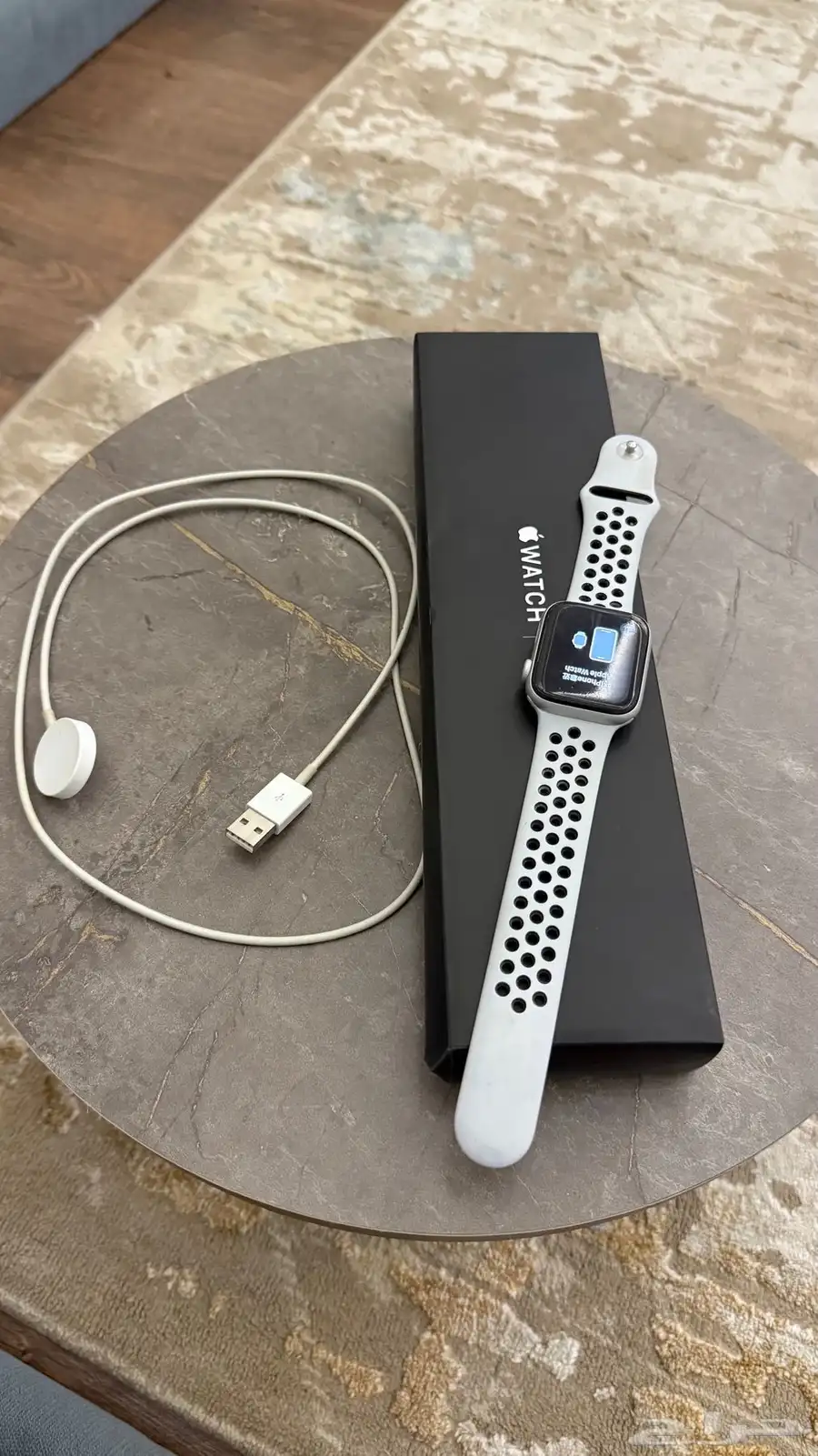 ساعة ابل Series 6 Nike 4