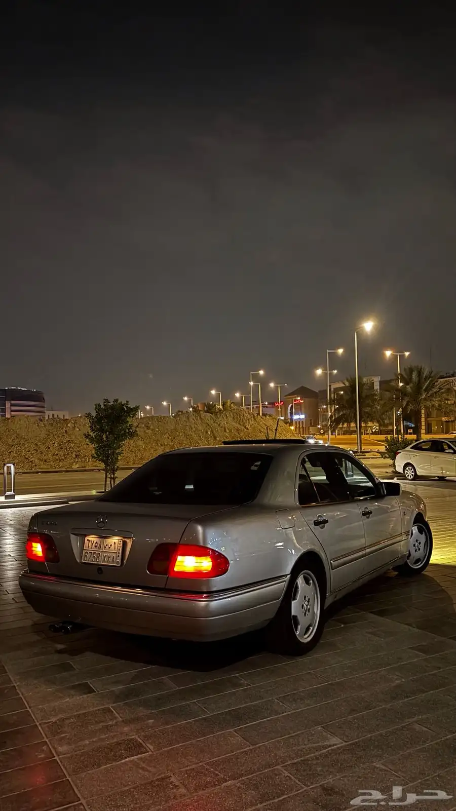 مرسيدس E320 42